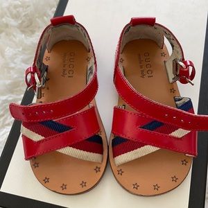 Kids Gucci Sandals leather straps 100% authenthic